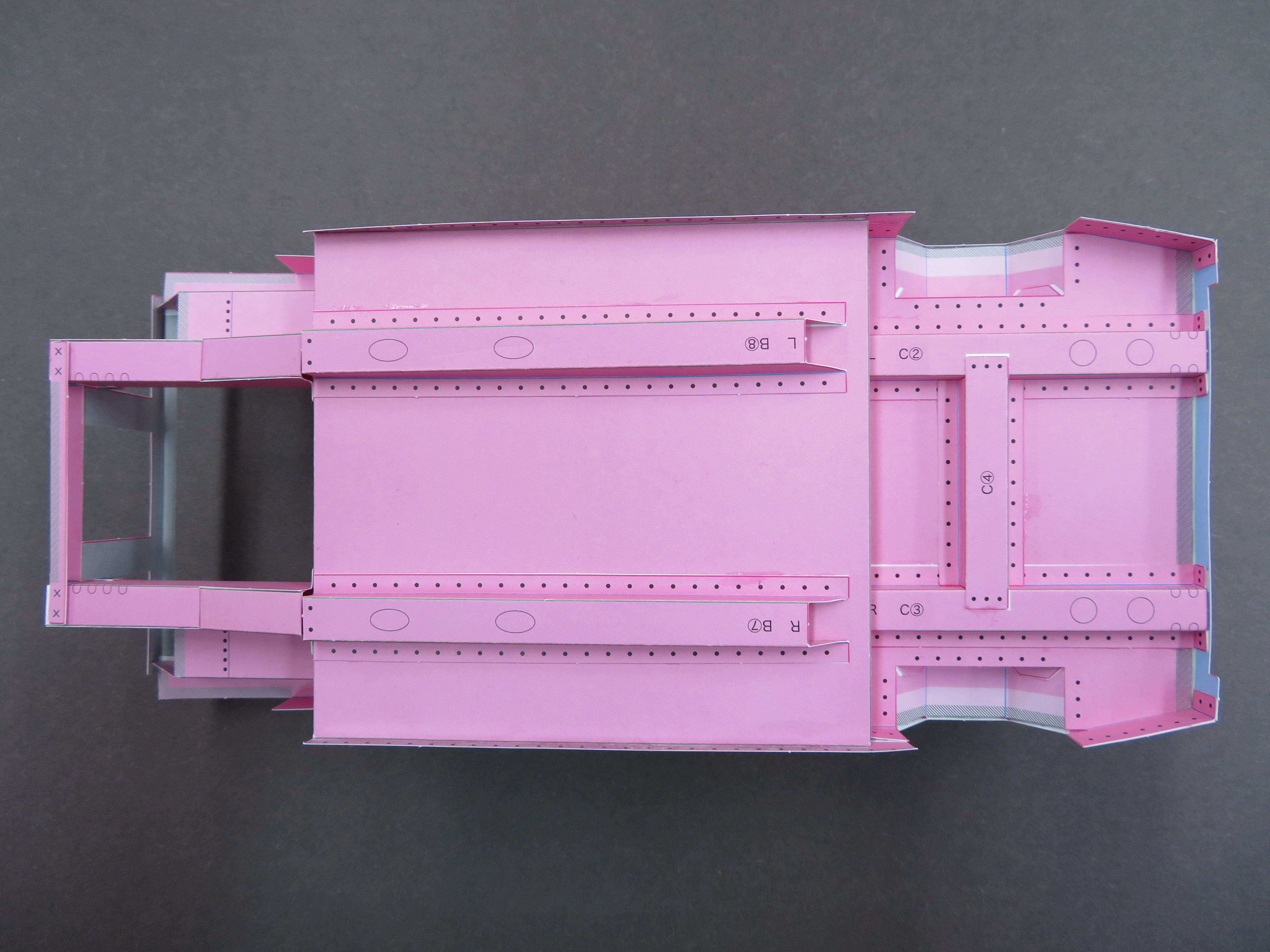 モノコック構造シート 底面